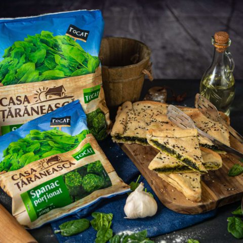 Spinach pie with homemade dough