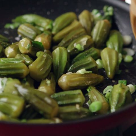Savoury okra and goat cheese tart